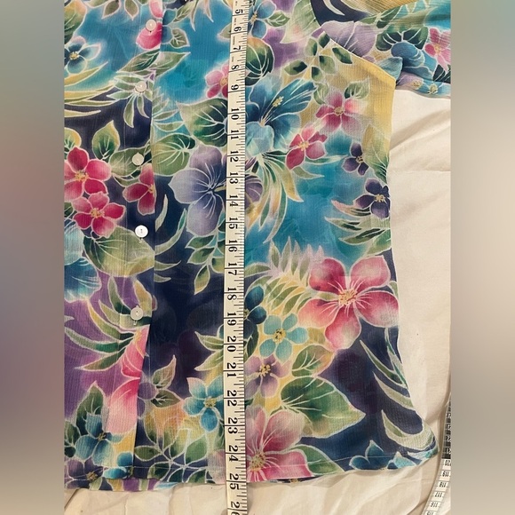 Alfred Dunner Colorful Women’s Floral Top | Size 12P - Picture 11 of 11